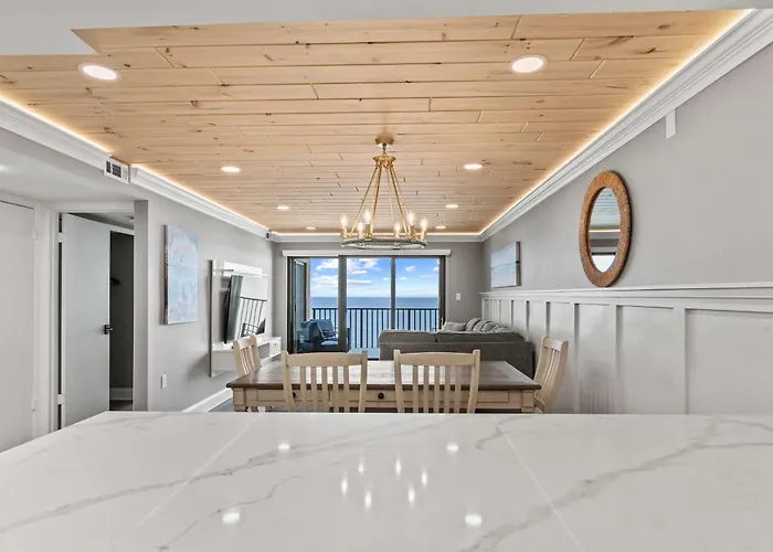 Ultra Luxe Oceanfront Escape - Incredible Views Holiday home