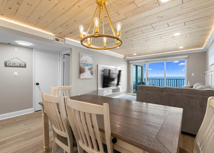 Ultra Luxe Oceanfront Escape - Incredible Views Holiday home