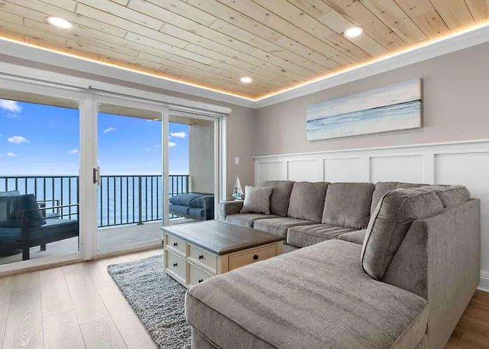 Holiday home Ultra Luxe Oceanfront Escape - Incredible Views *
