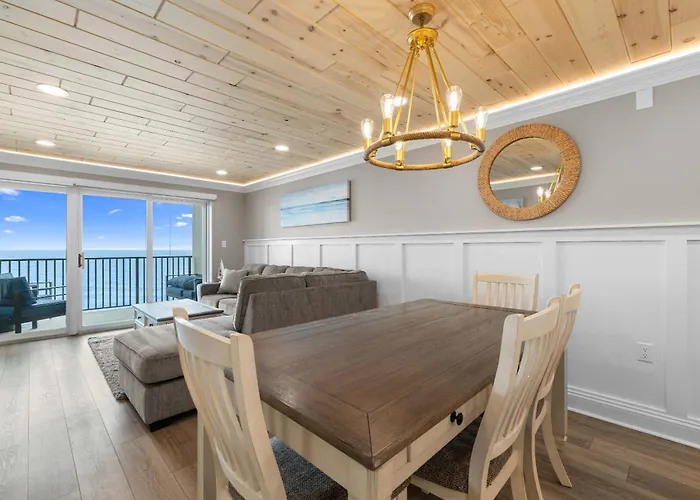 Holiday home Ultra Luxe Oceanfront Escape - Incredible Views